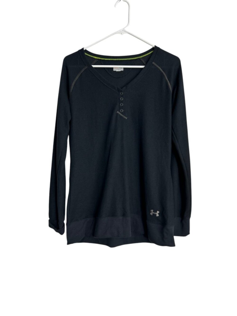 Under Armour Black Waffle Henley Womens Size Large All Season Gear Semifitted